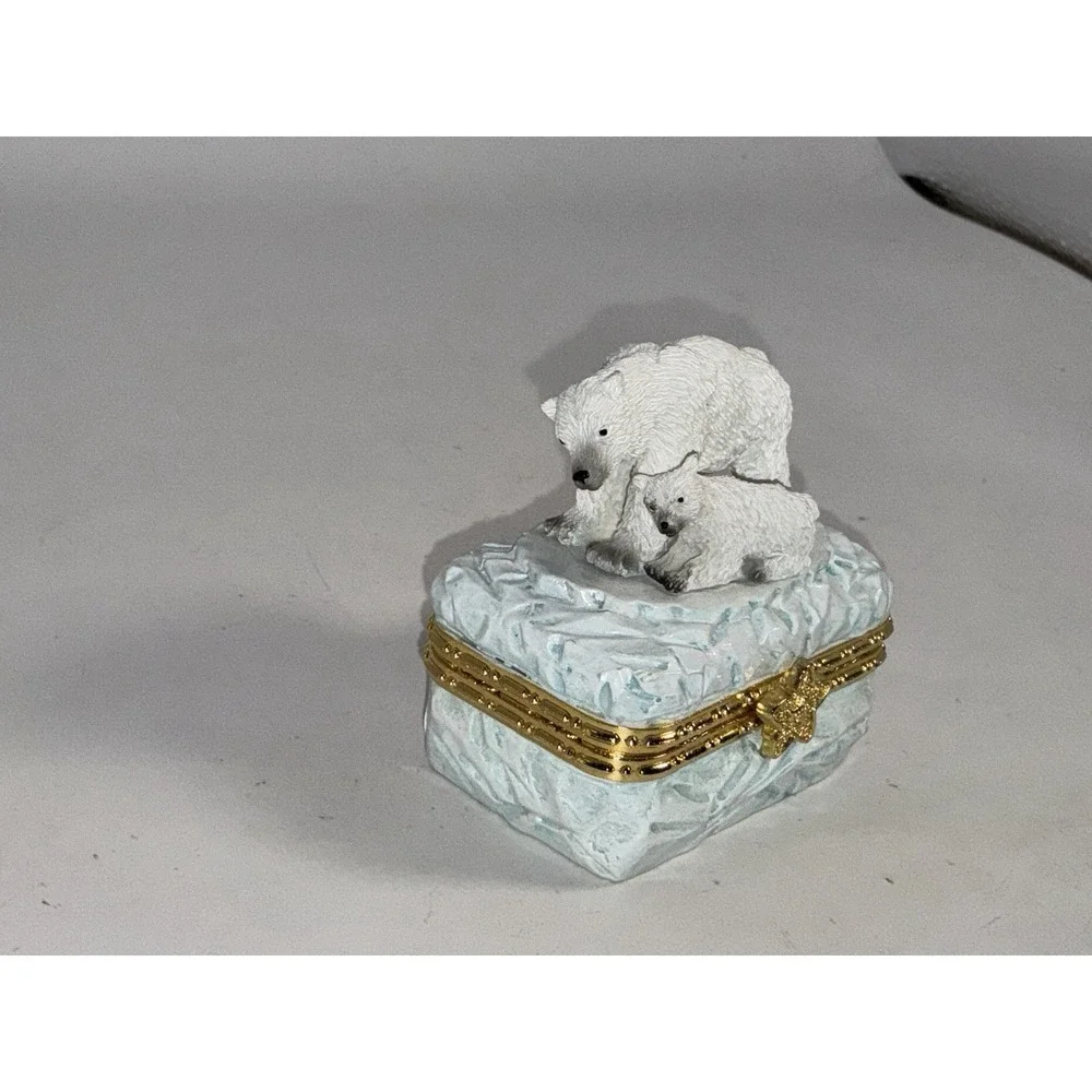Polar Bears Trinket Box Ranger International Corp 1998 Gold Trim Felt Lined